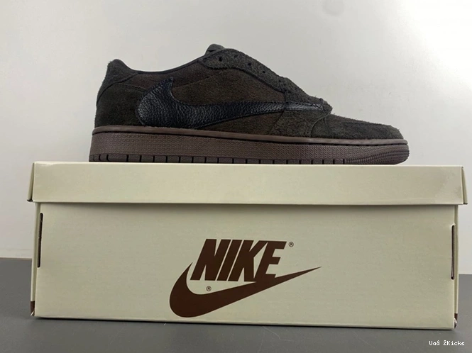 Jordan Scott OG Low x Air 6160 Trendsetting 28 Travis DM7866 1 0630